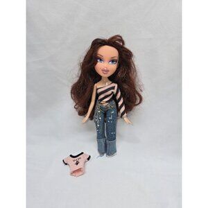 Bratz Twinz Twins Phoebe Doll With Clothes- No Shoes/Feet